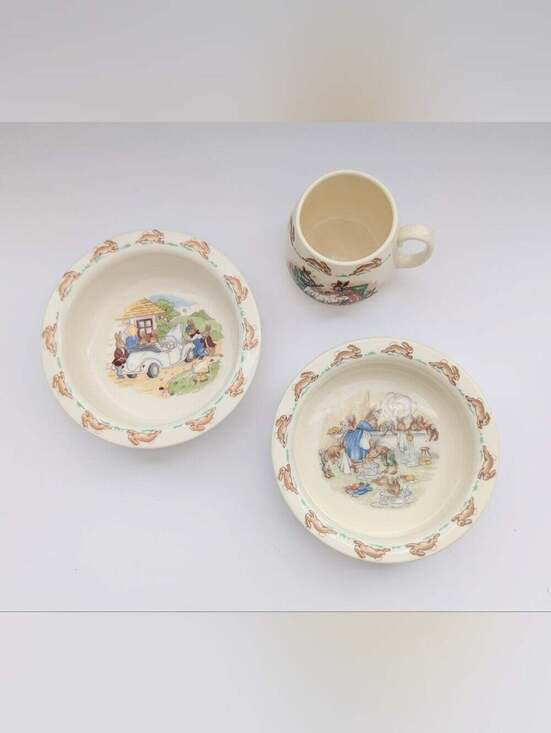 Bunnykins Other - Royal Doulton Bunnykins Bone-China Pieces - 2 Bowls & 1 Cup